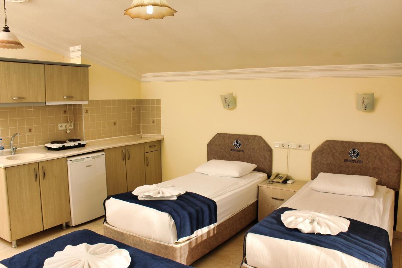 Berrak Su Hotel Antalya Zewnętrze zdjęcie