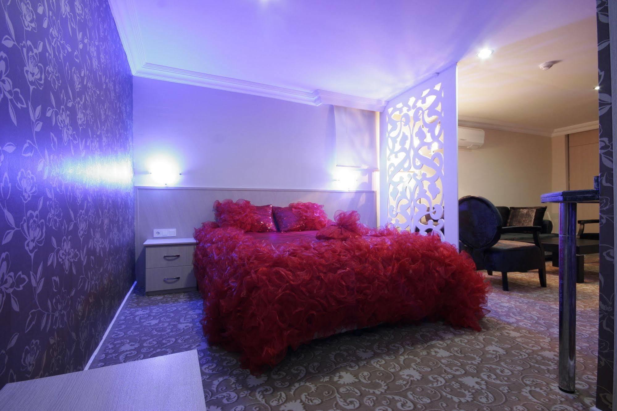 Berrak Su Hotel Antalya Zewnętrze zdjęcie
